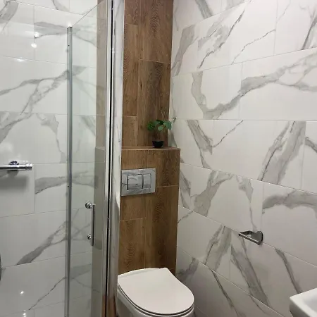 3 Jaskolki Apartmán Kasina Wielka